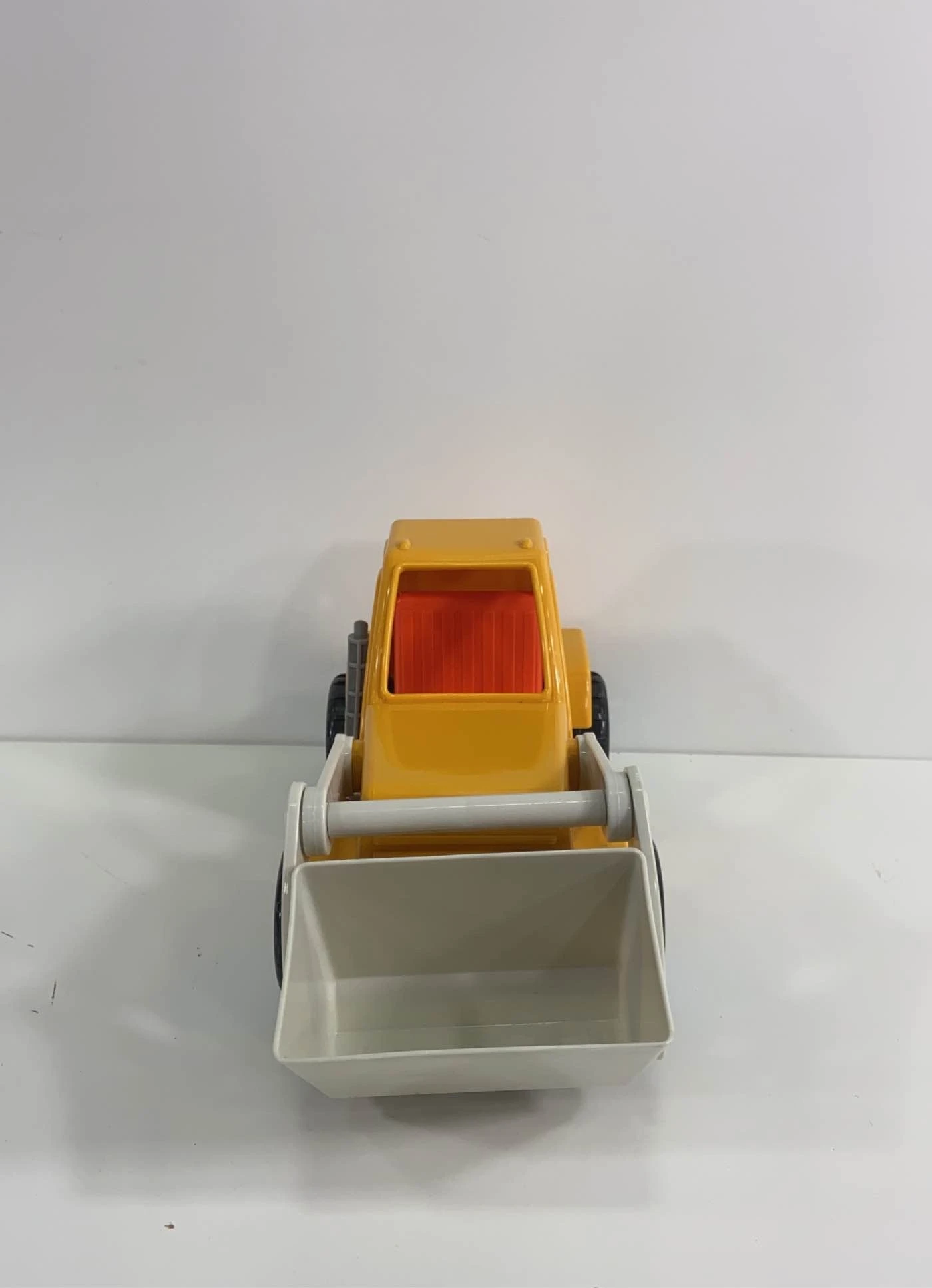 Battat Front End Loader 4 Battat Front End Loader - Image 2