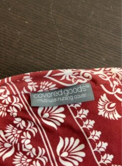 Covered Goods Multi-Use Nursing Cover 7 Covered Goods Multi-Use Nursing Cover -Kindly Baby Shop 0507b59686b5646bbffdb9a5546044ab