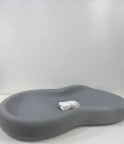 Keekaroo Peanut Changer, Gray