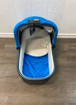 UPPAbaby Bassinet,2014 11 UPPAbaby Bassinet,2014 -Kindly Baby Shop 0f3a25ad32c4c00dce064cdfad27b232