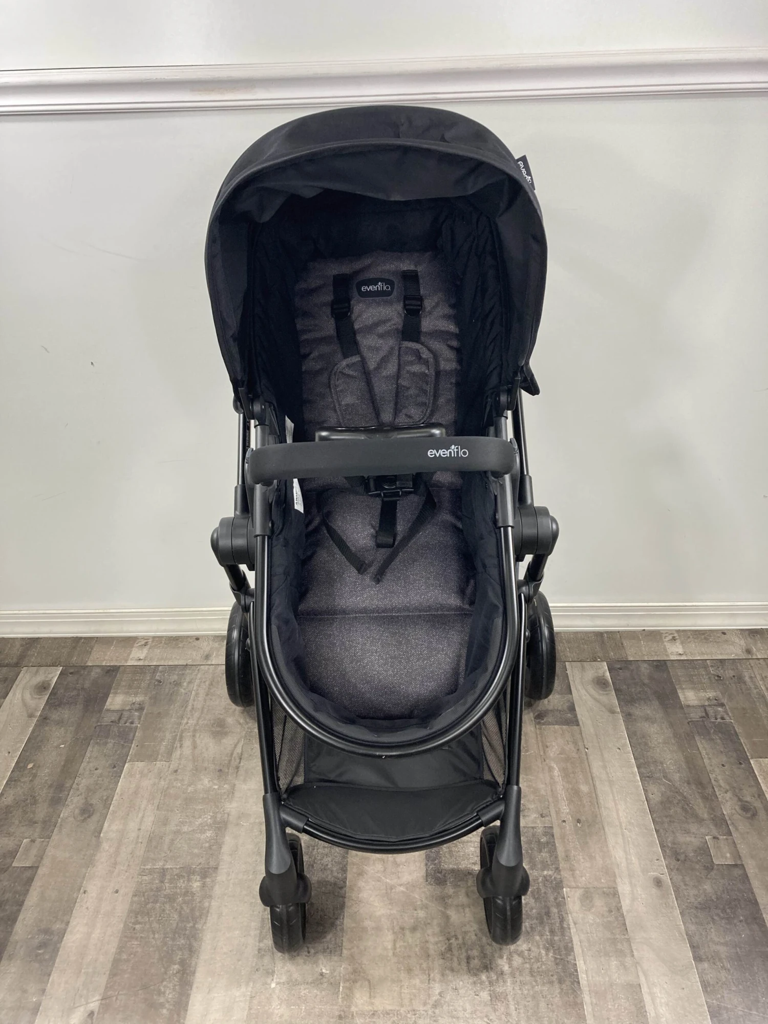 Evenflo Pivot Modular Travel System Stroller, 2021, Casual Grey 3 Evenflo Pivot Modular Travel System Stroller, 2021, Casual Grey