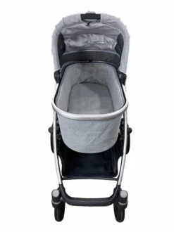UPPAbaby VISTA V2 Stroller, Bassinet And Frame Only, 2020, Stella (Grey Brushed Melange) 10 UPPAbaby VISTA V2 Stroller, Bassinet And Frame Only, 2020, Stella (Grey Brushed Melange) -Kindly Baby Shop 1cc7c512 b79b 4cb9 878e 0ceff35178f1