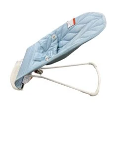 BabyBjorn Bouncer Bliss, Blue Cotton Petal Quilt, Light Gray Frame 9 BabyBjorn Bouncer Bliss, Blue Cotton Petal Quilt, Light Gray Frame -Kindly Baby Shop 249901dc971f46d6af4f1f49838a7f2f