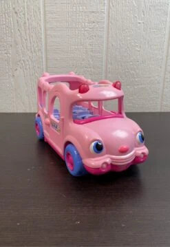 Fisher Price Little People Lil Movers School Bus