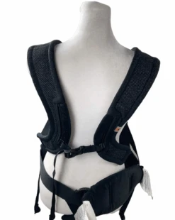 Ergobaby Aerloom Carrier, Charcoal/Black -Kindly Baby Shop 264e8b2d 5b04 41e0 9b95 8ff2fdb50623