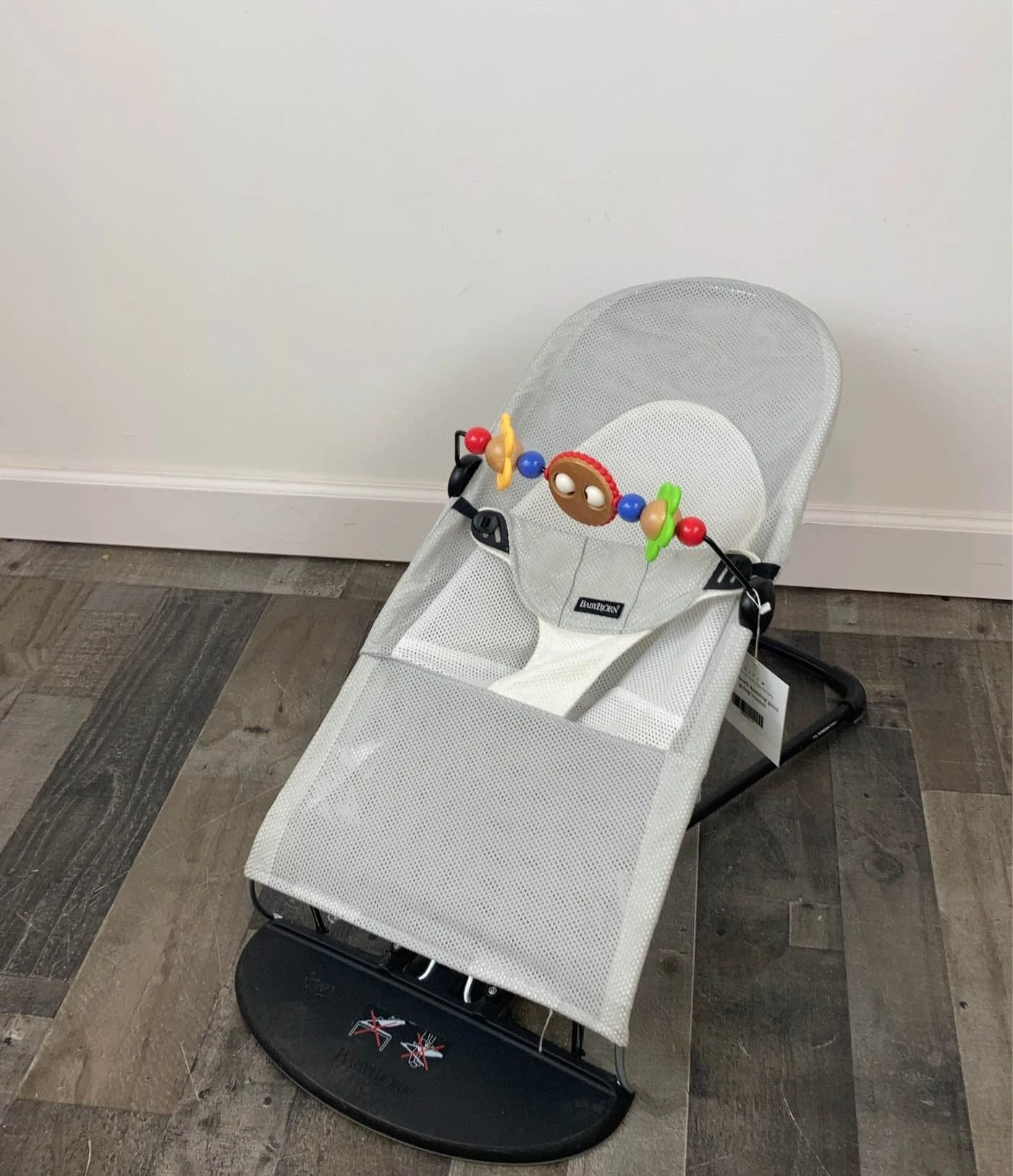 BabyBjorn Bouncer Balance, Light Gray, Black Frame, With Toy Bar 3 BabyBjorn Bouncer Balance, Light Gray, Black Frame, With Toy Bar