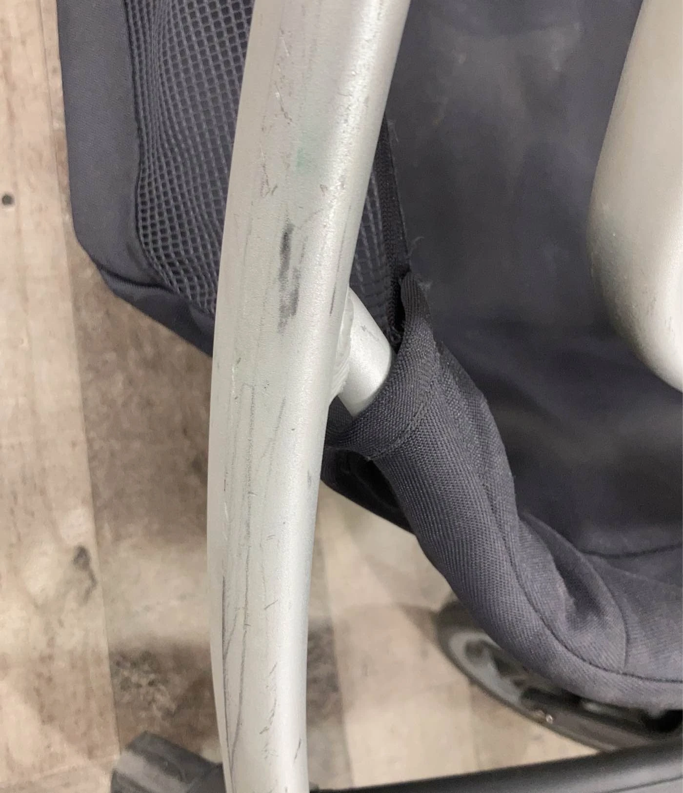 UPPAbaby CRUZ Stroller, Samantha (Magenta), 2017 13 UPPAbaby CRUZ Stroller, Samantha (Magenta), 2017 - Image 11