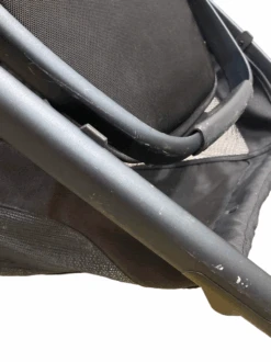 UPPAbaby VISTA Stroller, 2016, Jake (Black) 32 UPPAbaby VISTA Stroller, 2016, Jake (Black) -Kindly Baby Shop 319c52ef c768 4182 b1f9 b748cdf87a7d