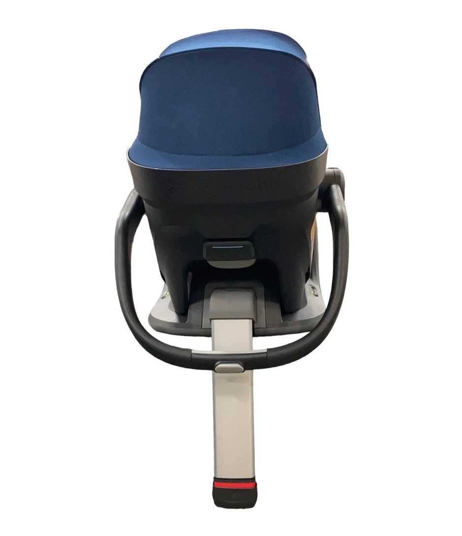 UPPAbaby MESA MAX Infant Car Seat And Base, 2023, DualTech Noa Navy 7 UPPAbaby MESA MAX Infant Car Seat And Base, 2023, DualTech Noa Navy - Image 5