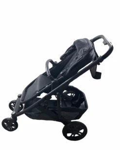 UPPAbaby CRUZ V2 Stroller, 2019, Jake (Black) 17 UPPAbaby CRUZ V2 Stroller, 2019, Jake (Black) -Kindly Baby Shop 4ffe73f4 fa19 4da3 a6db 34272de2acc3