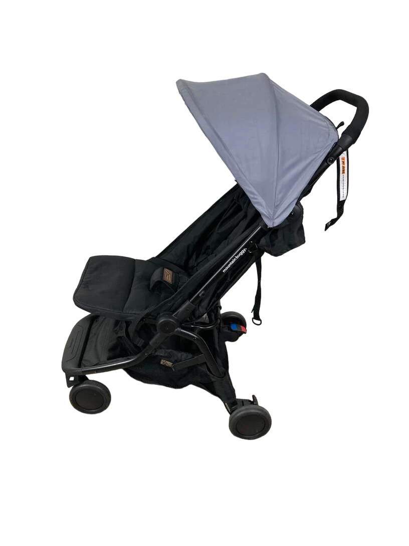 Mountain Buggy Nano Stroller, 2022, Silver 5 Mountain Buggy Nano Stroller, 2022, Silver - Image 3