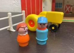 Fisher Price Play Family Farm -Kindly Baby Shop 7a5c57f4dc703954dcfedb7c9076d345