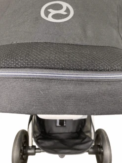 Cybex Balios S Lux Stroller, 2022, Moon Black 31 Cybex Balios S Lux Stroller, 2022, Moon Black -Kindly Baby Shop 7bb8ad71 d225 4e0d 8b56 c699e10fc2c2