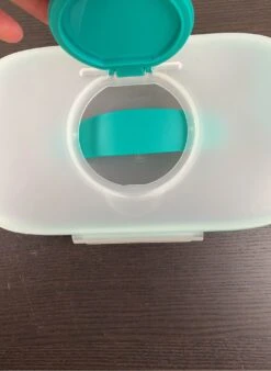 BUNDLE Skip Hop Wipes Containers -Kindly Baby Shop 8179cd86e18954c3a0e969be8e721781