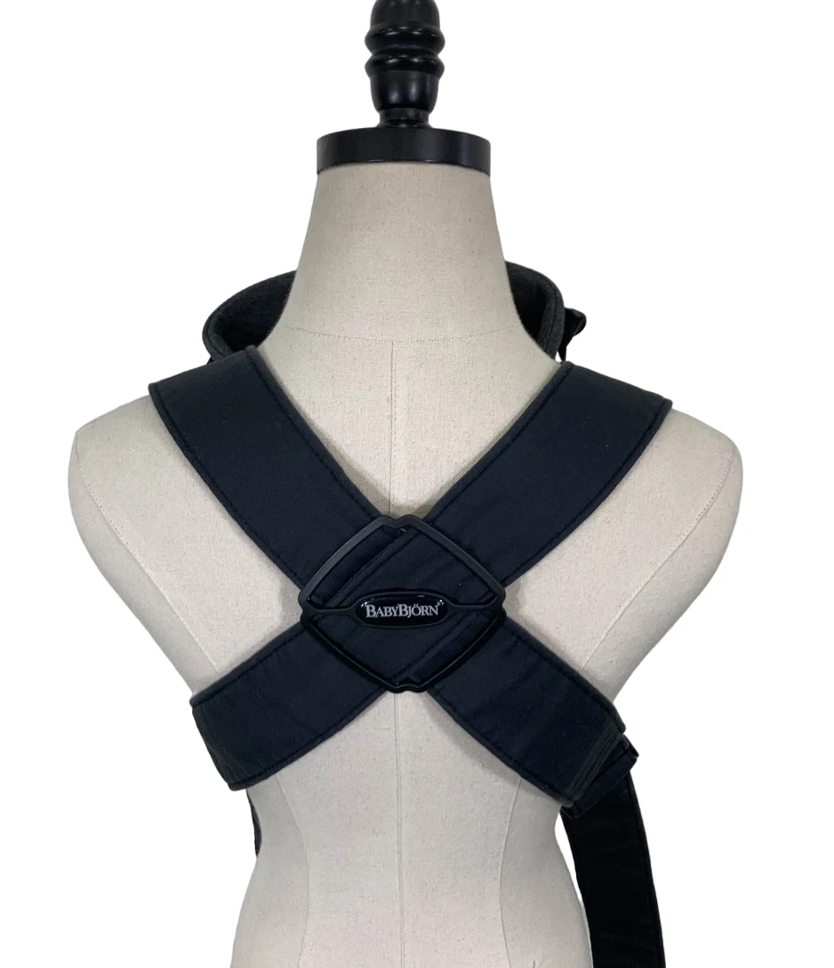 BabyBjorn Baby Carrier Mini, Charcoal Gray 3D Jersey 6 BabyBjorn Baby Carrier Mini, Charcoal Gray 3D Jersey - Image 4