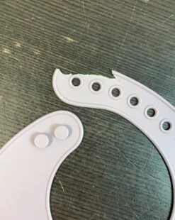 Modern-Twist Silicone Bucket Bib -Kindly Baby Shop 92f6fff56d161994f680e5cbe4e43aa2