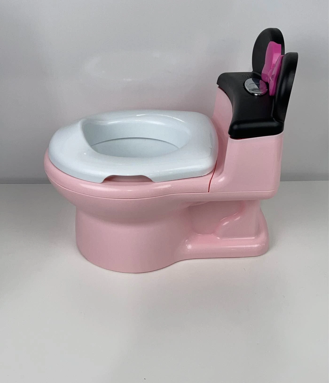 The First Years Disney Potty And Trainer Seat, Minnie Mouse 4 The First Years Disney Potty And Trainer Seat, Minnie Mouse - Image 2