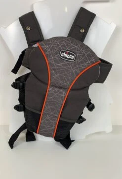 Chicco Ultrasoft Infant Carrier, Black Red & Dark Gray