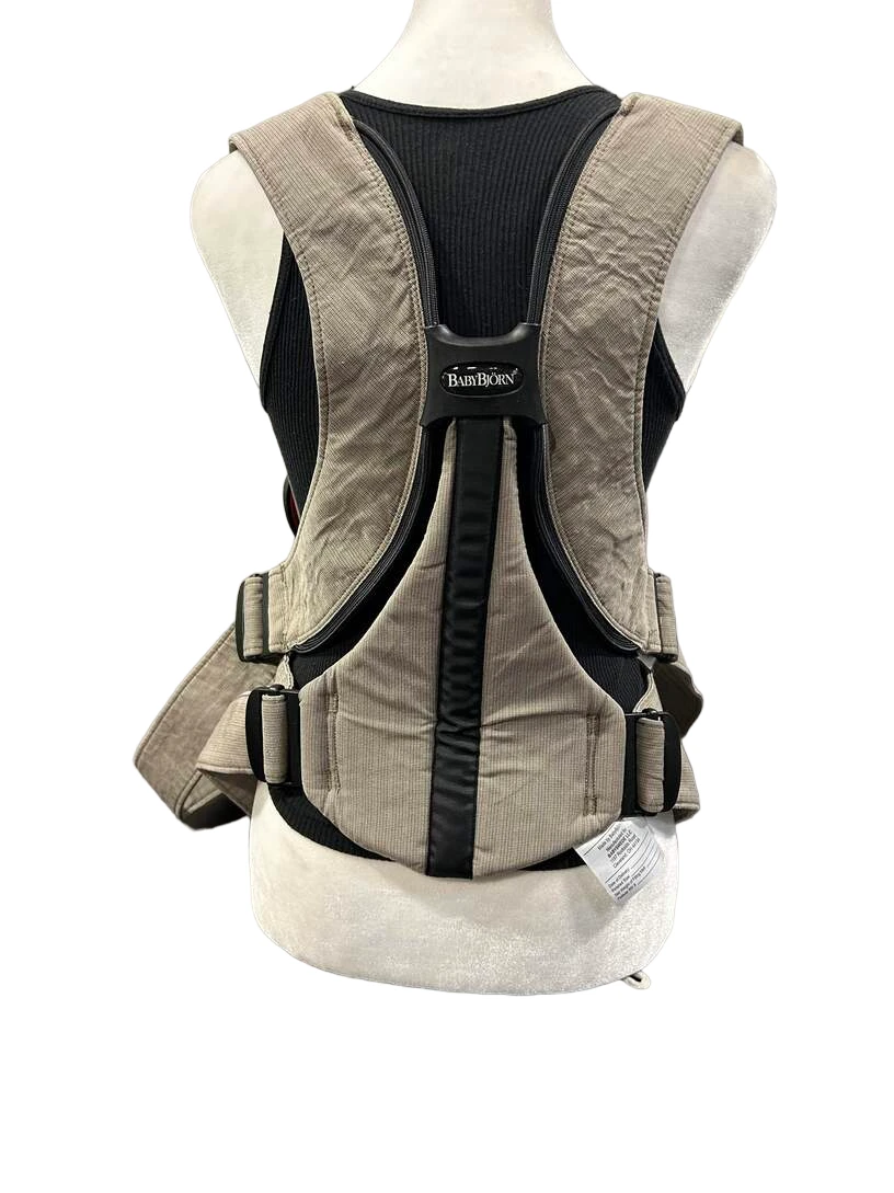 BabyBjorn Baby Carrier Active 6 BabyBjorn Baby Carrier Active - Image 4