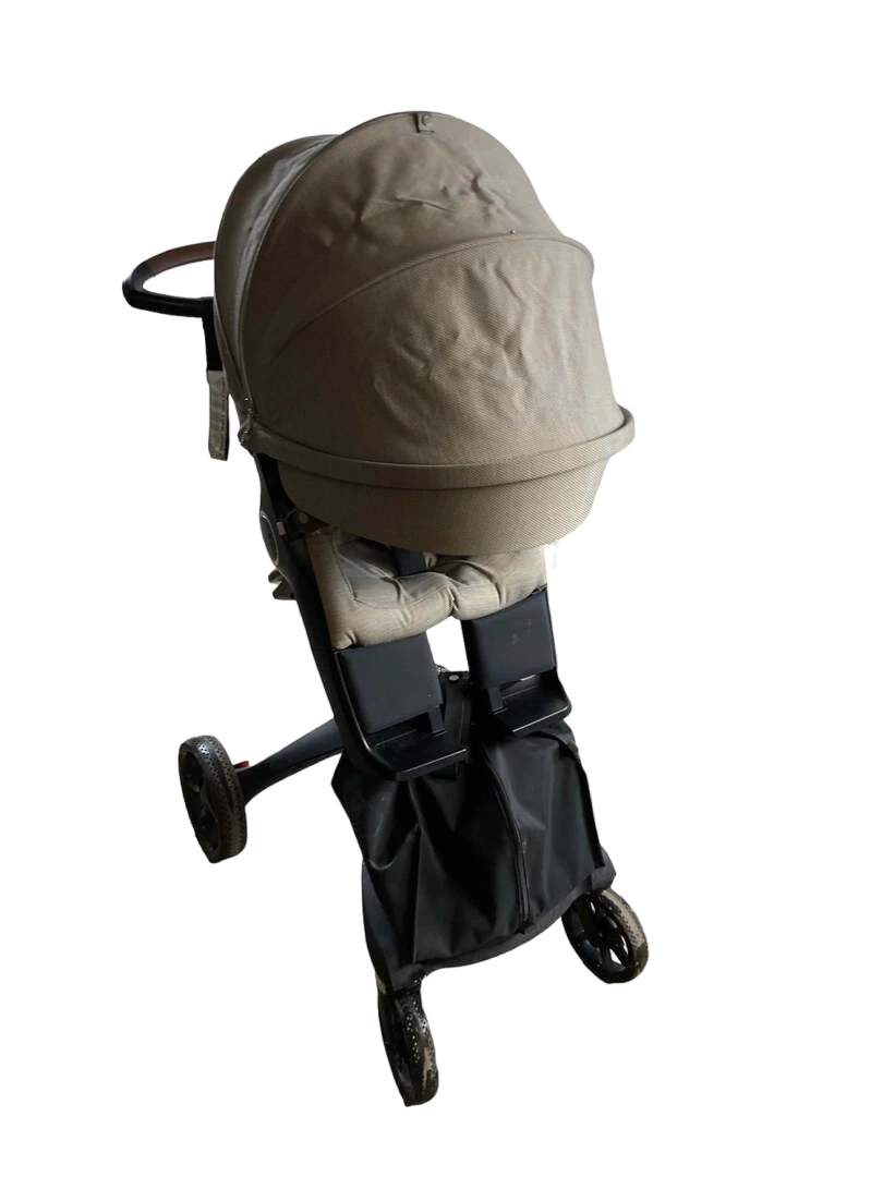 Stokke Xplory Stroller, 2018 4 Stokke Xplory Stroller, 2018 - Image 2