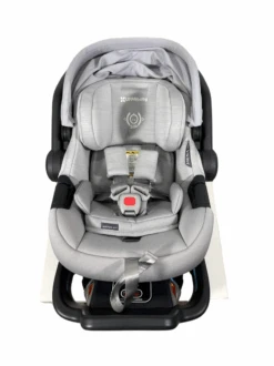 UPPAbaby MESA MAX Infant Car Seat And Base, DualTech Anthony , 2023 14 UPPAbaby MESA MAX Infant Car Seat And Base, DualTech Anthony , 2023 -Kindly Baby Shop 9f3001b7 3875 4c58 ae44 df6fd49d3e4f