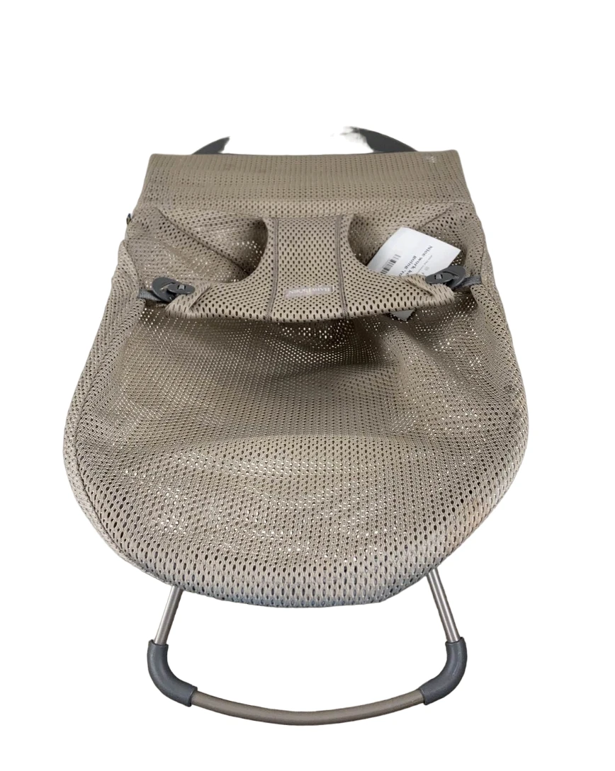 BabyBjorn Bouncer Bliss, Dark Gray Frame, Gray Beige Mesh 8 BabyBjorn Bouncer Bliss, Dark Gray Frame, Gray Beige Mesh - Image 6