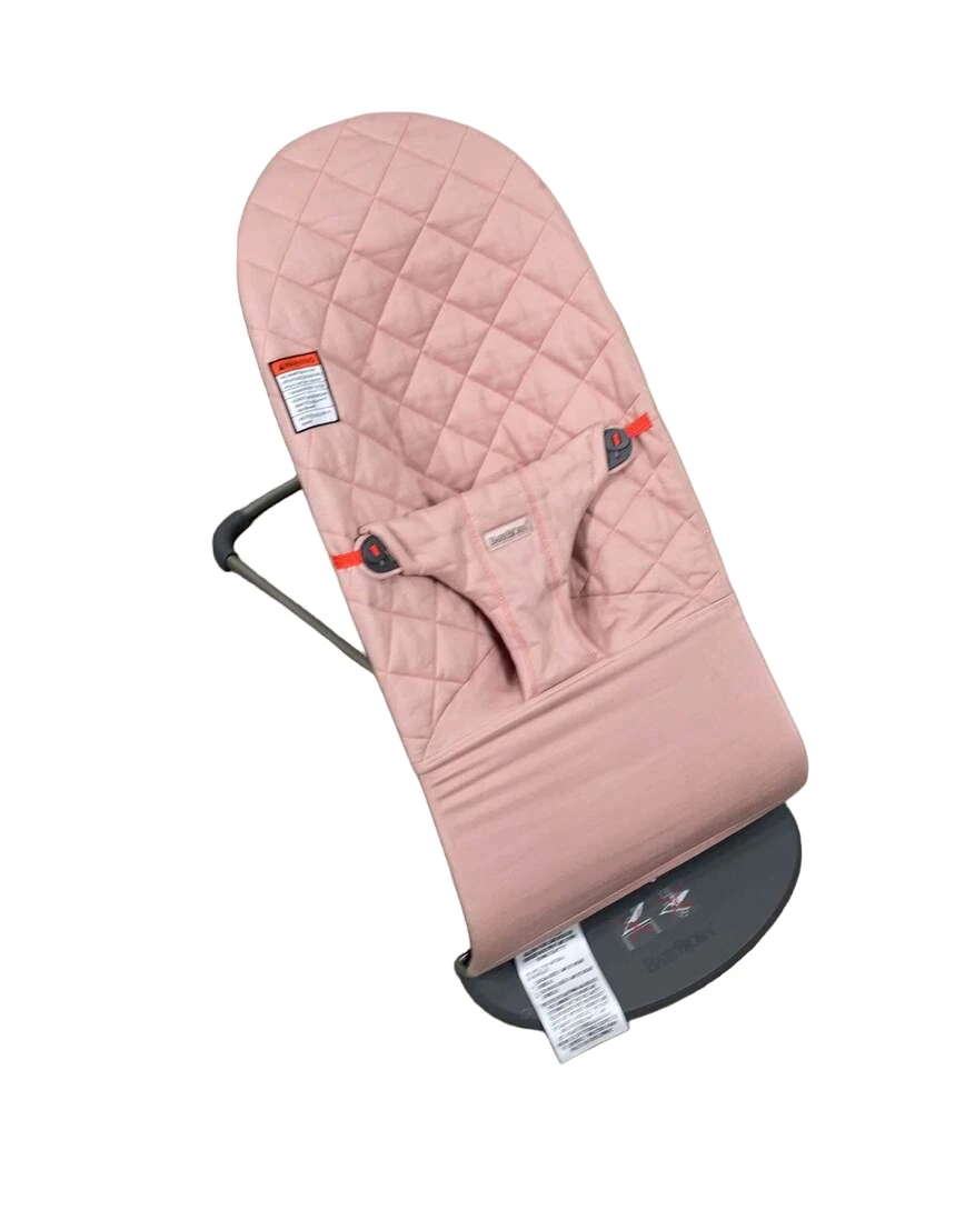 BabyBjorn Bouncer Bliss, Dusty Pink Cotton Classic Quilt 3 BabyBjorn Bouncer Bliss, Dusty Pink Cotton Classic Quilt