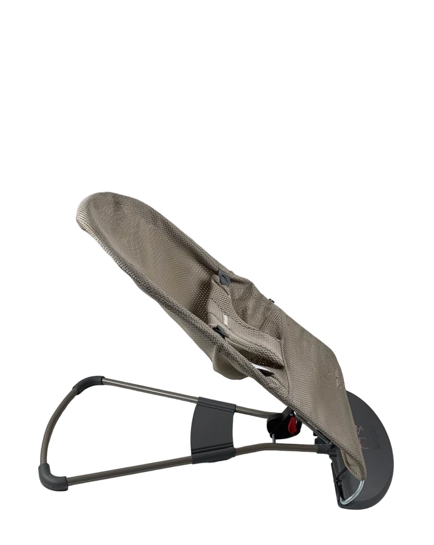 BabyBjorn Bouncer Bliss, Dark Gray Frame, Gray Beige Mesh 5 BabyBjorn Bouncer Bliss, Dark Gray Frame, Gray Beige Mesh - Image 3