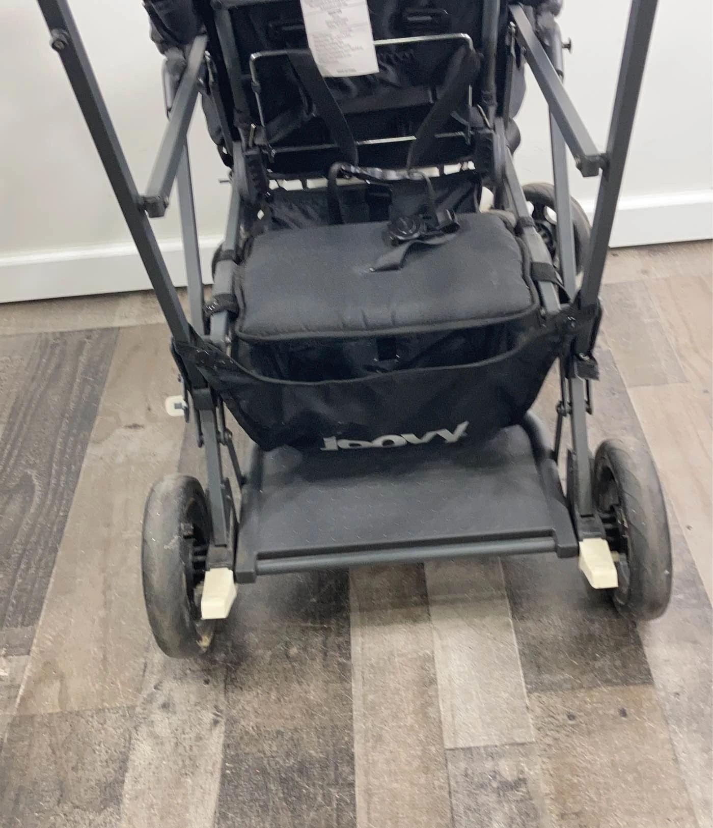 Joovy Caboose Ultralight Graphite Stroller, Black, 2018 11 Joovy Caboose Ultralight Graphite Stroller, Black, 2018 - Image 9