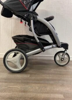Graco Trekko Stroller, 2012 -Kindly Baby Shop c613ac4ee3db9d1e0bb00241b3a263d7