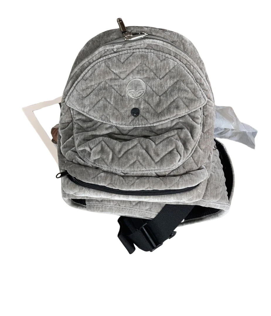 TushBaby Hip Baby Carrier, Velvet Silver 4 TushBaby Hip Baby Carrier, Velvet Silver - Image 2