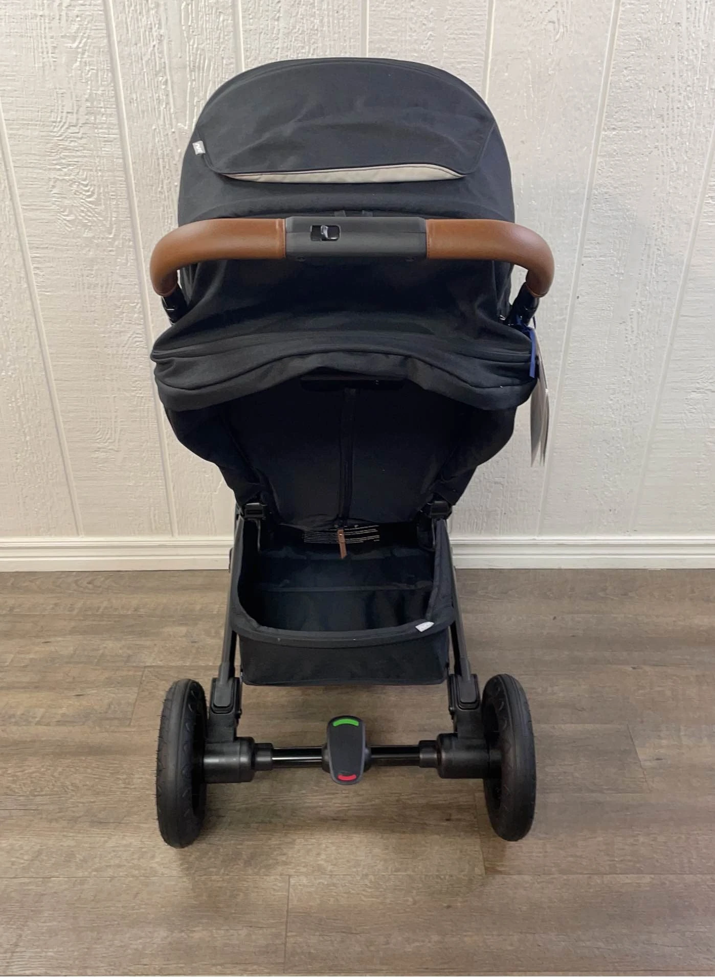 Nuna Tavo Next Stroller, Caviar, 2022 10 Nuna Tavo Next Stroller, Caviar, 2022 - Image 8